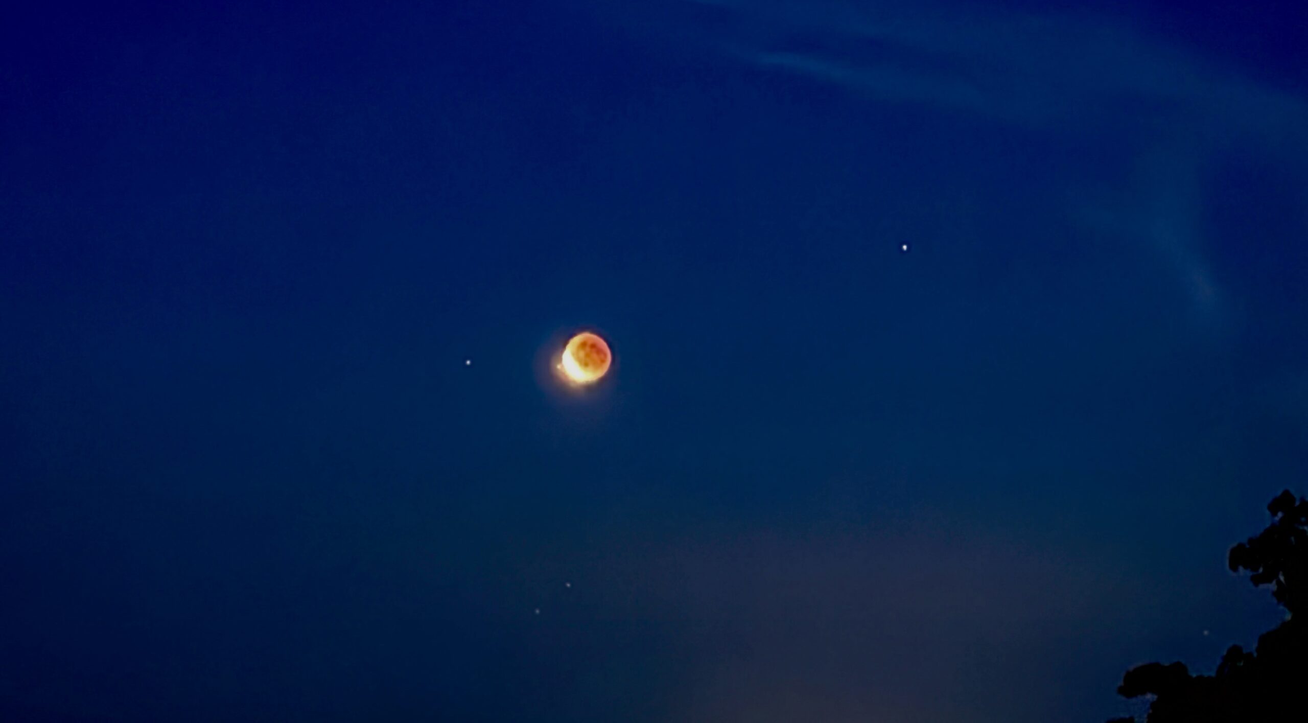 Blodmånen trak folk til Østerstrand