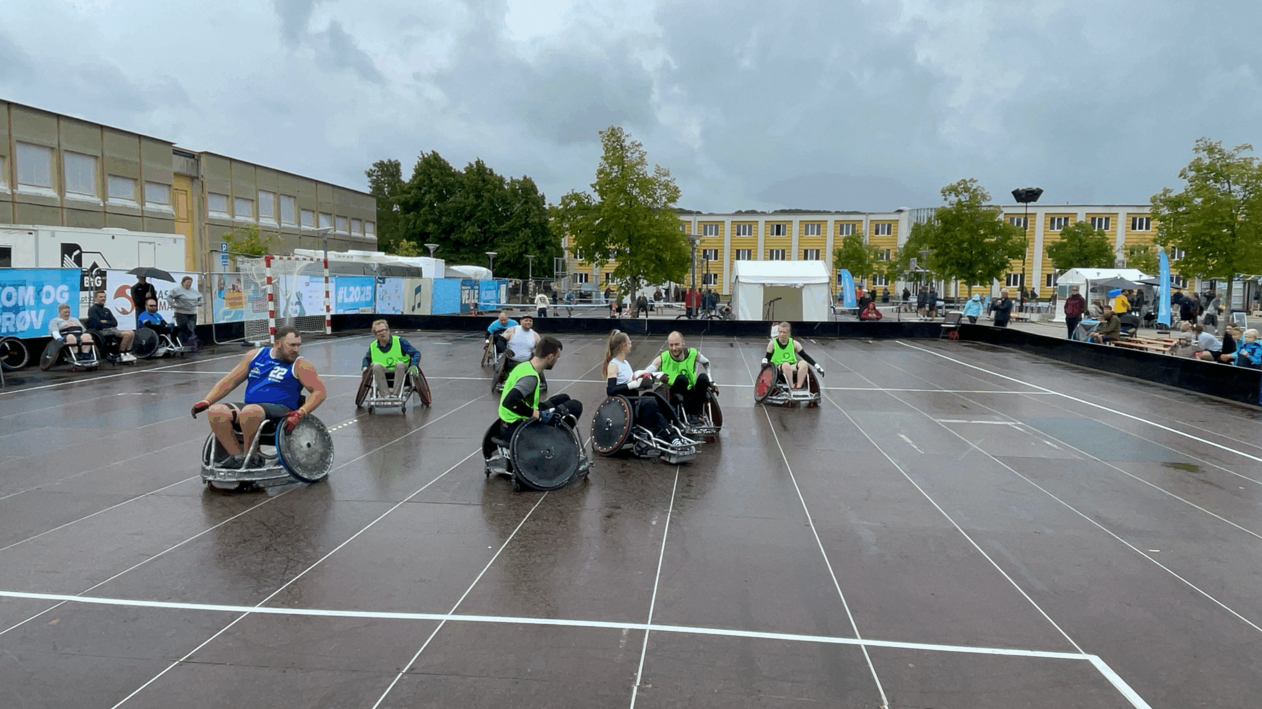 Kørestolsrugby: Når fællesskab, kampgejst og grin smelter sammen