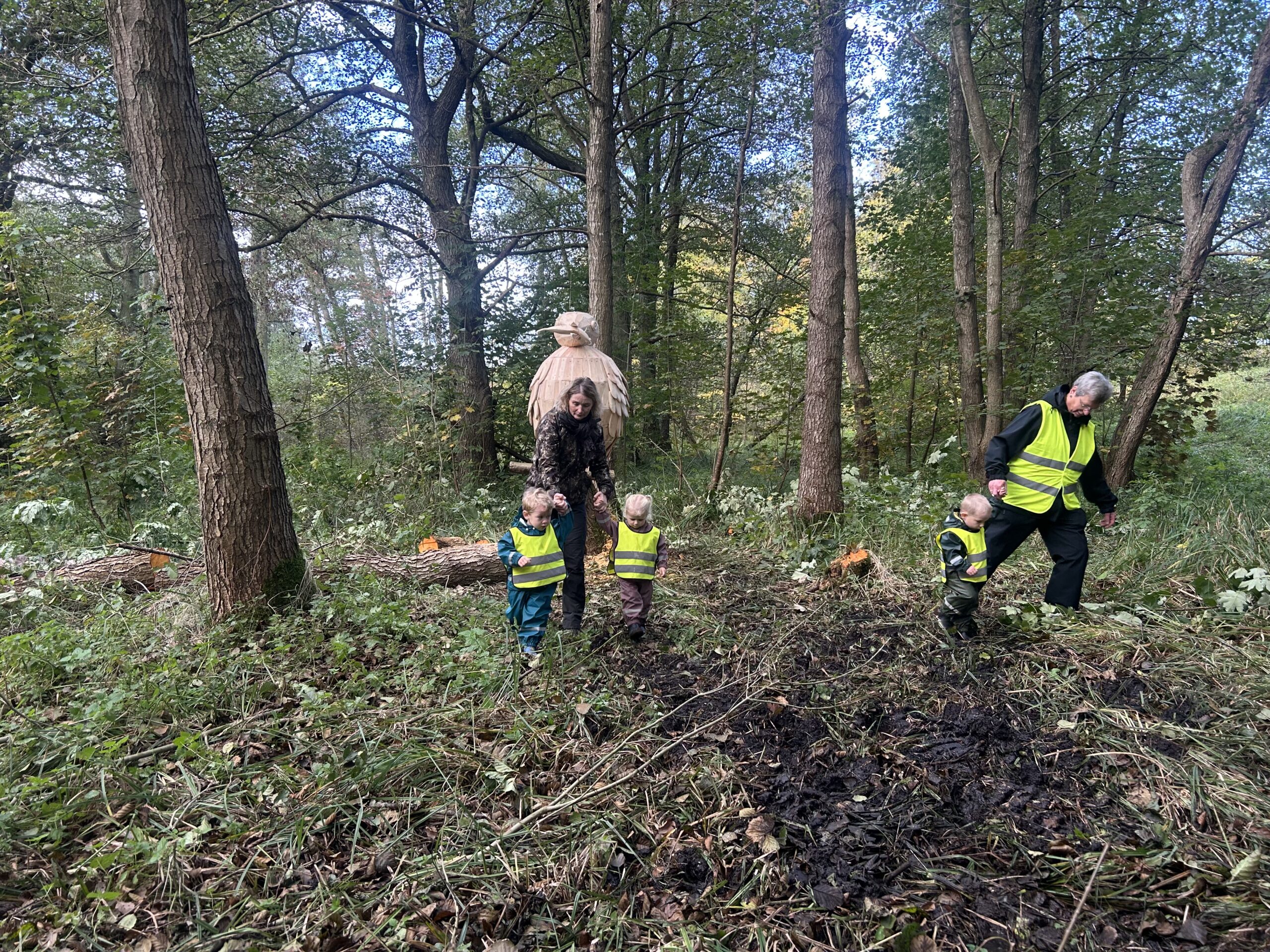 Ny natursti og træskulptur indviet i Erritsø Mose
