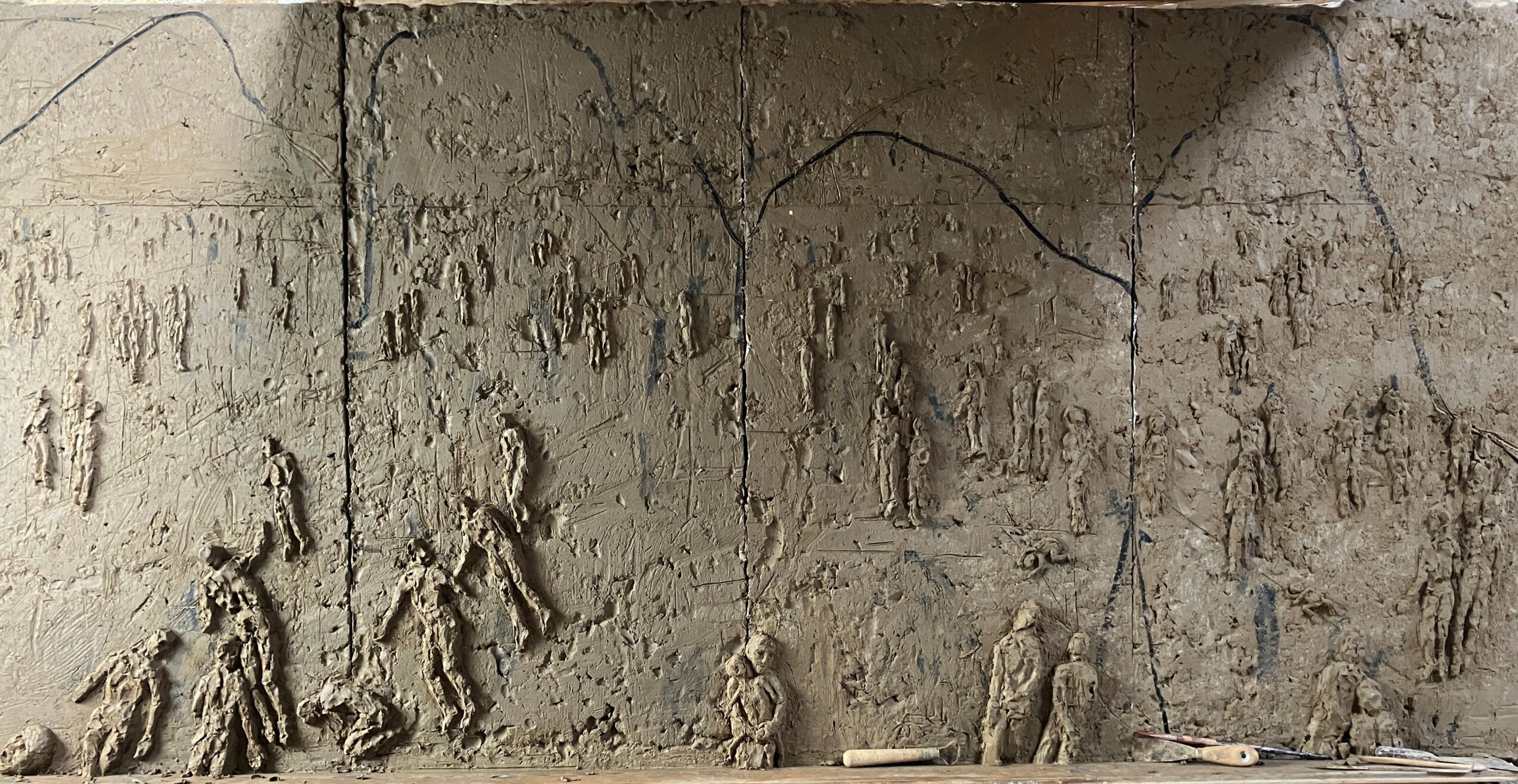 CLAY viser Videbæks skulpturer om krop, tid og skrøbelighed