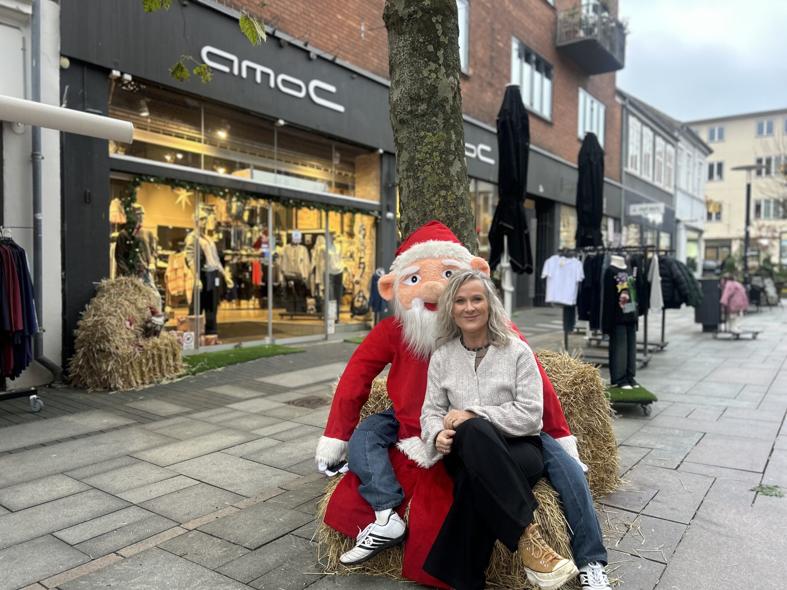 Låge 6: Amoc: Glæden ved at finde julens favoritter til Fredericias børn og unge Låge 6: Amoc: Glæden ved at finde julens favoritter til Fredericias børn og unge