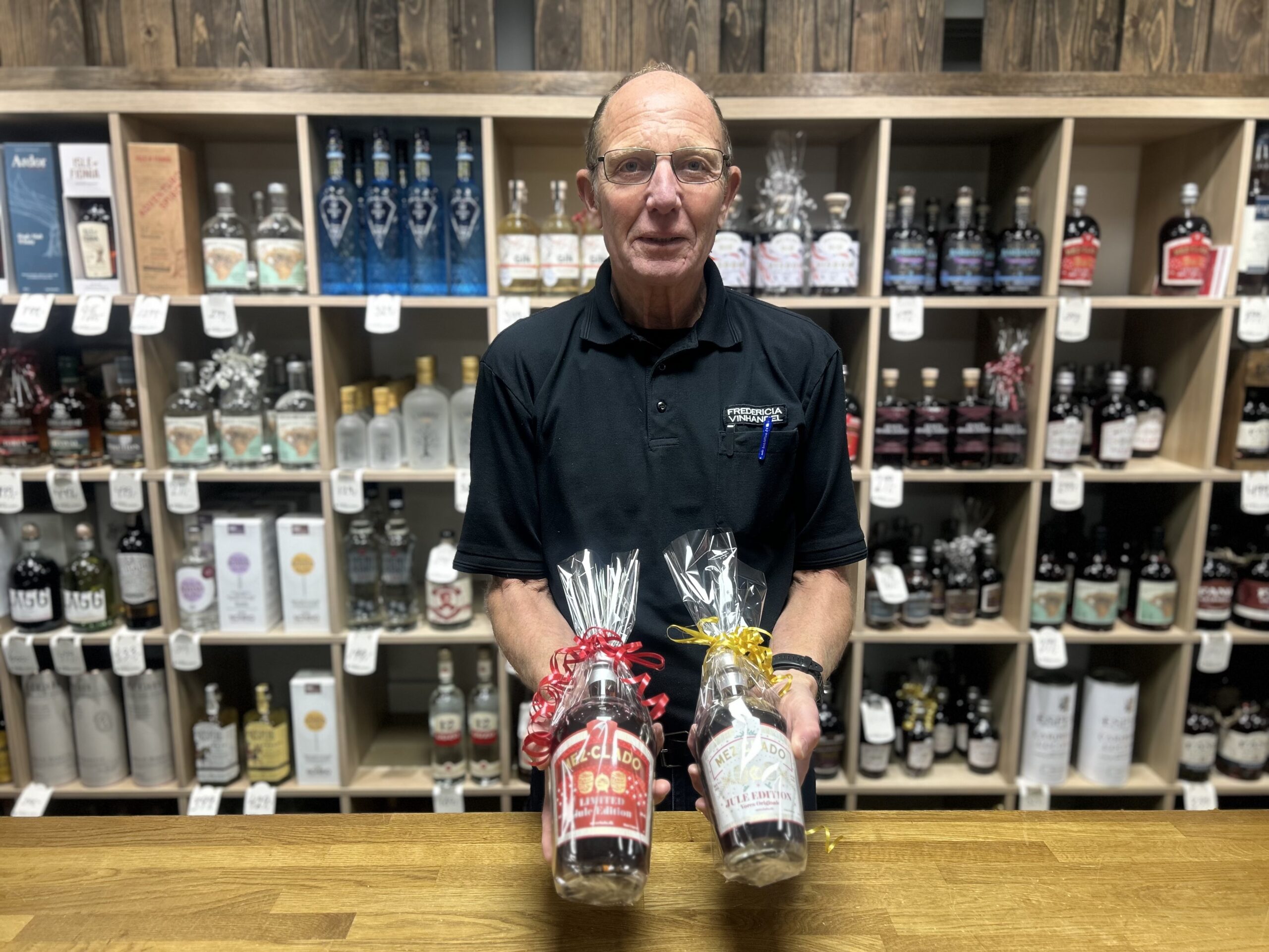 Låge 5: Fredericia Vinhandel: Julerom, japansk whisky og gode historier i vinhandlen