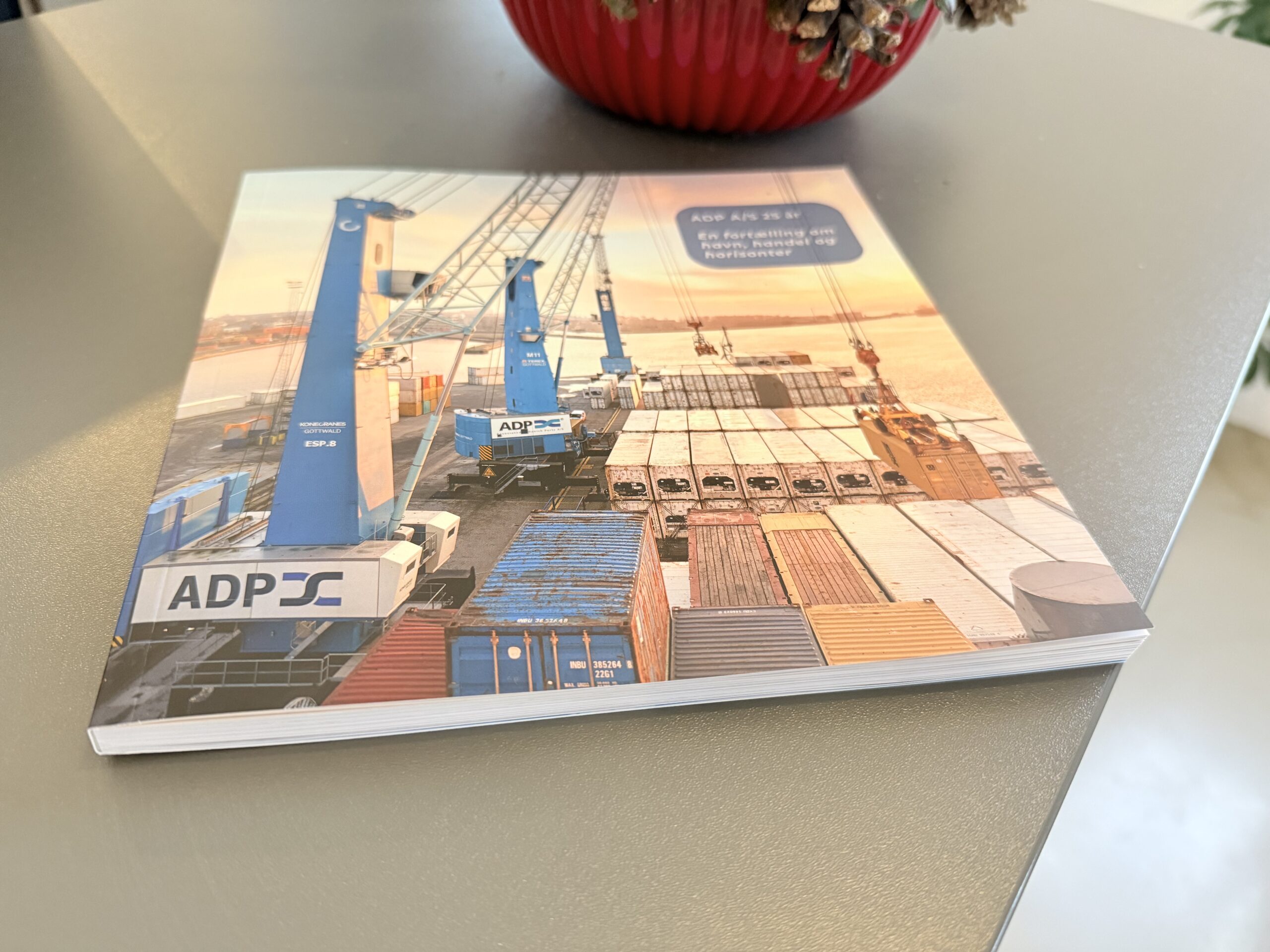 Ny bog fortæller historien om ADP gennem menneskerne, der formede den