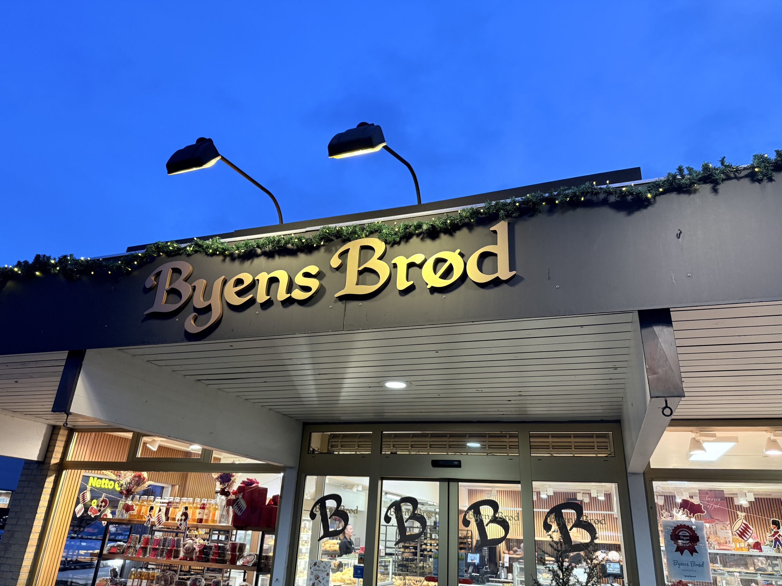 Låge 24: En bager, en by og duften af jul