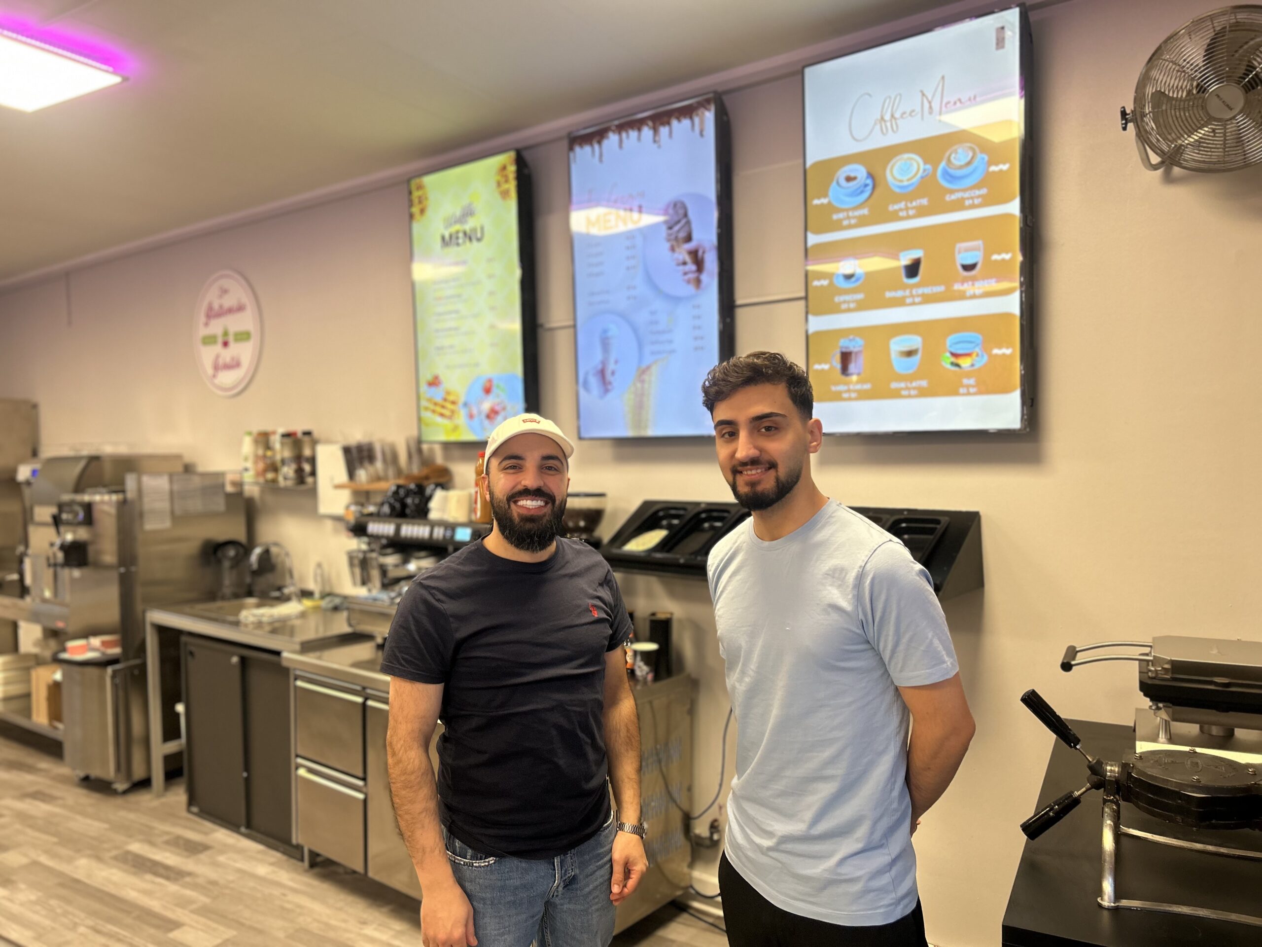 Fra isbod til café: Nyt liv på Algade – også uden for sommersæsonen Fra isbod til café: Nyt liv på Algade – også uden for sommersæsonen