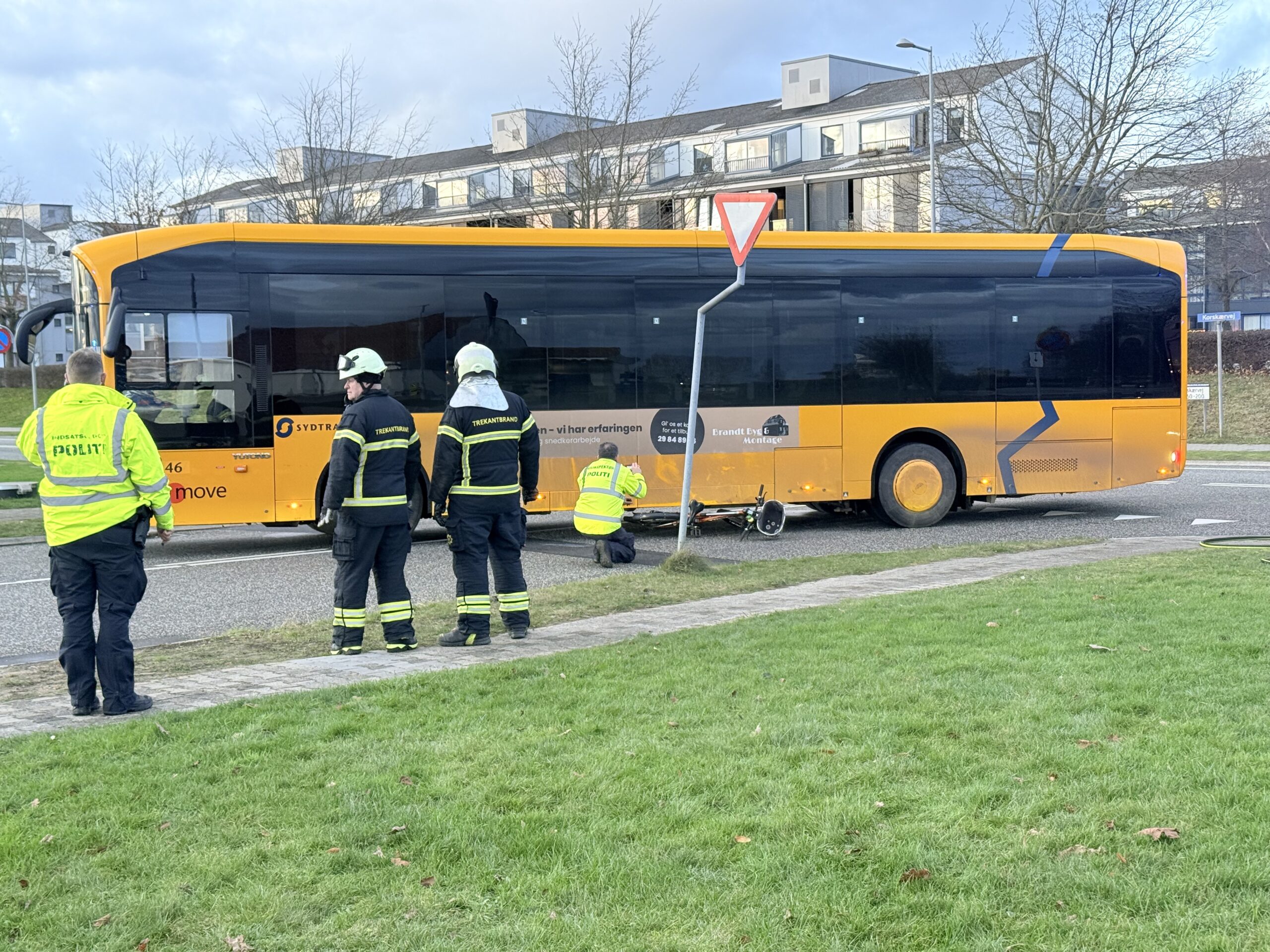 Bus rammer cyklist ved i Fredericia