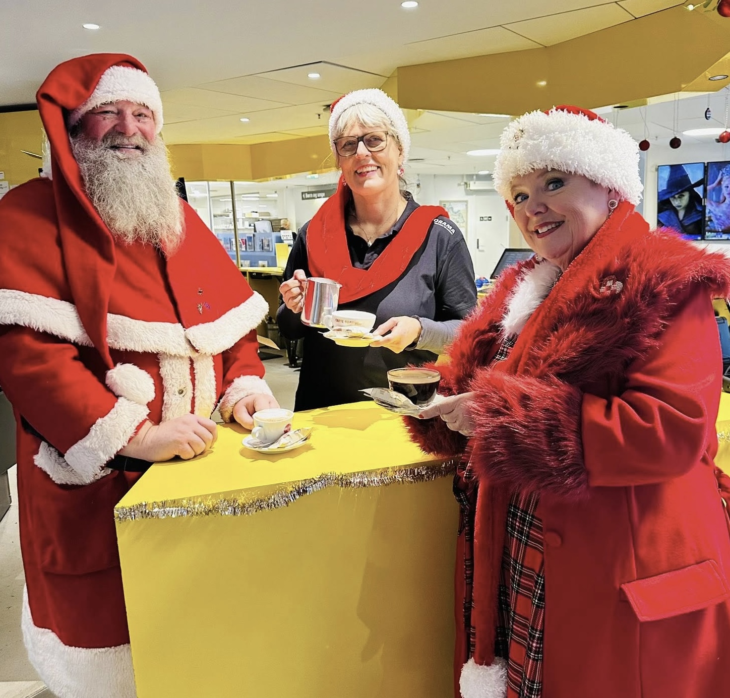 Danse Daisy spreder julehjælp i Middelfart: Hjælper omkring 70 familier hvert år Danse Daisy spreder julehjælp i Middelfart: Hjælper omkring 70 familier hvert år