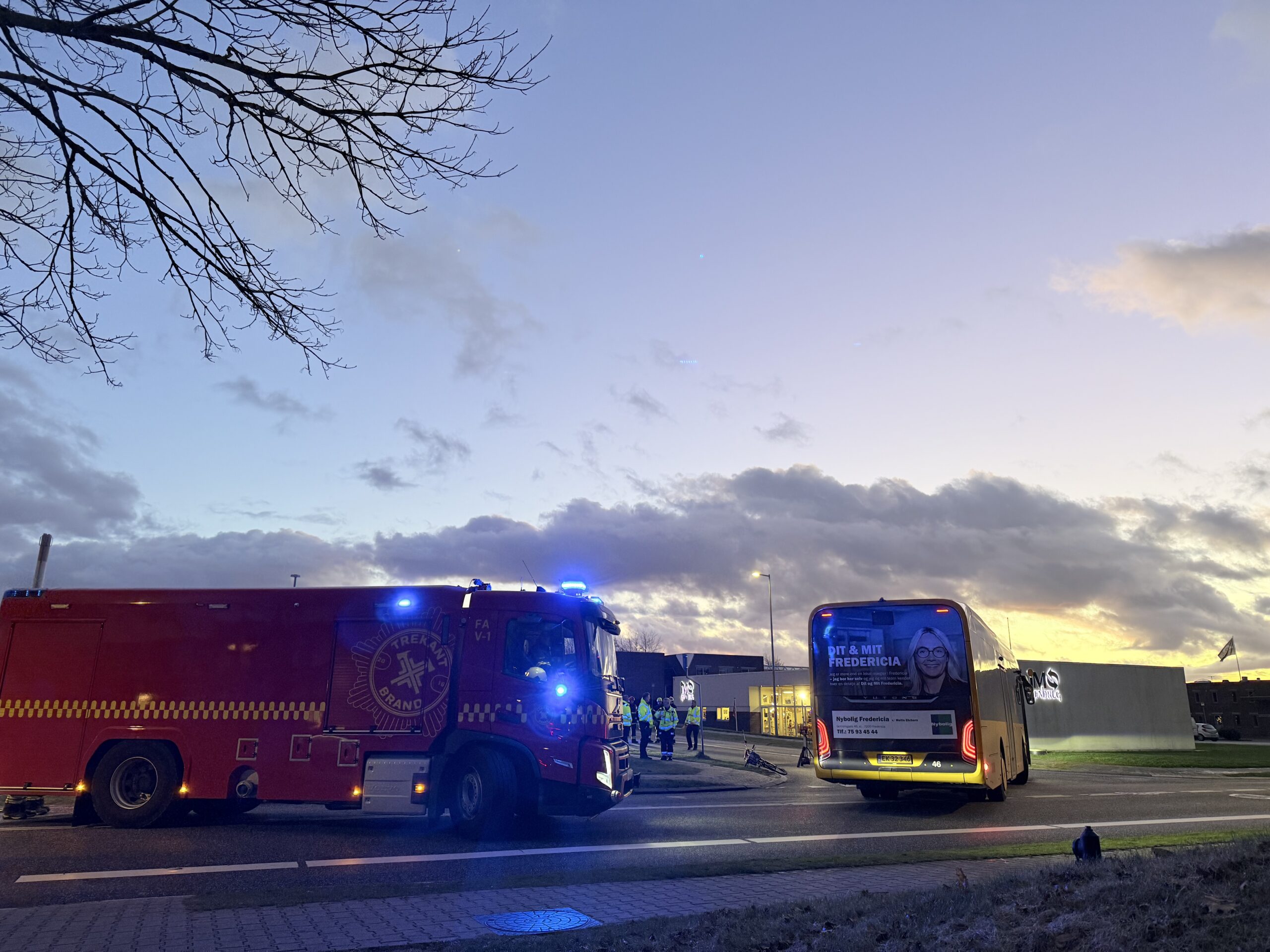 Cyklist alvorligt kvæstet: Politiet søger personer, der hjalp på stedet Cyklist alvorligt kvæstet: Politiet søger personer, der hjalp på stedet