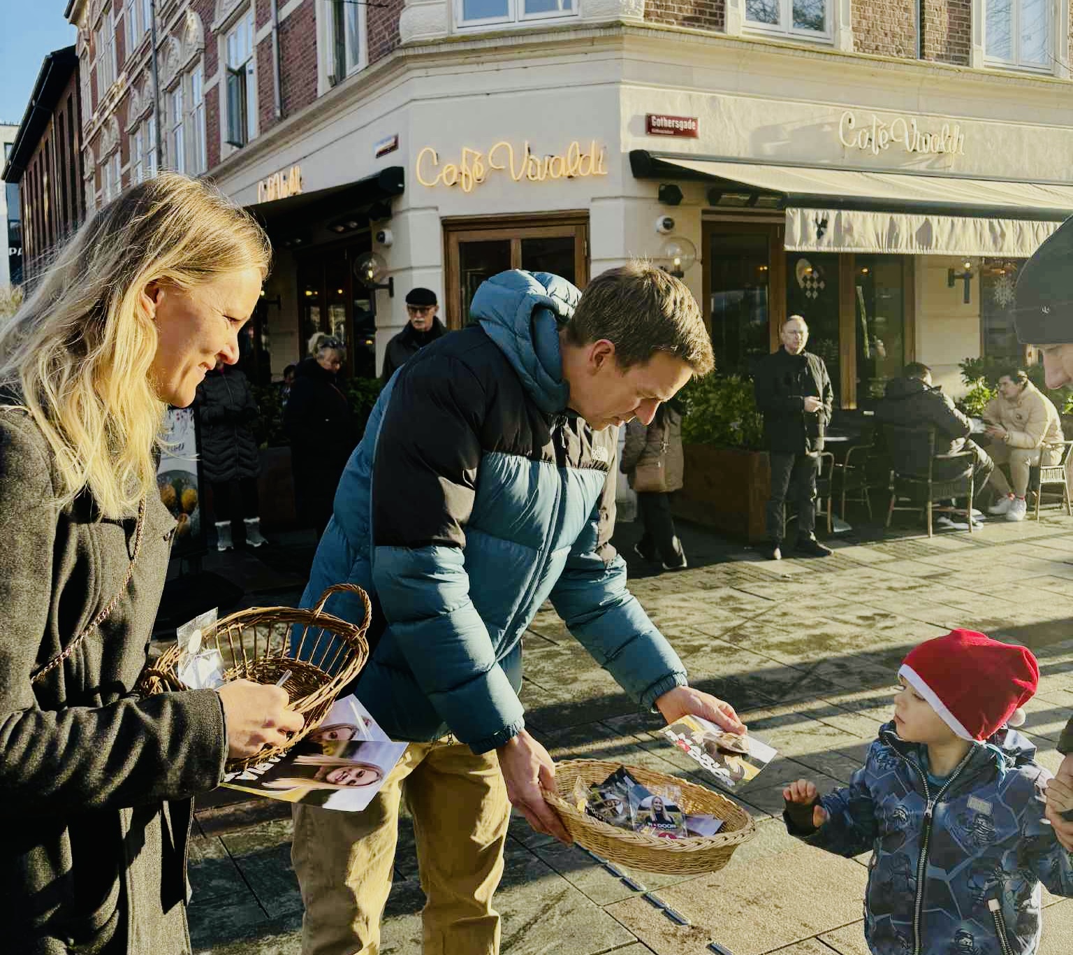 Julestemning og ministerbesøg i gågaden