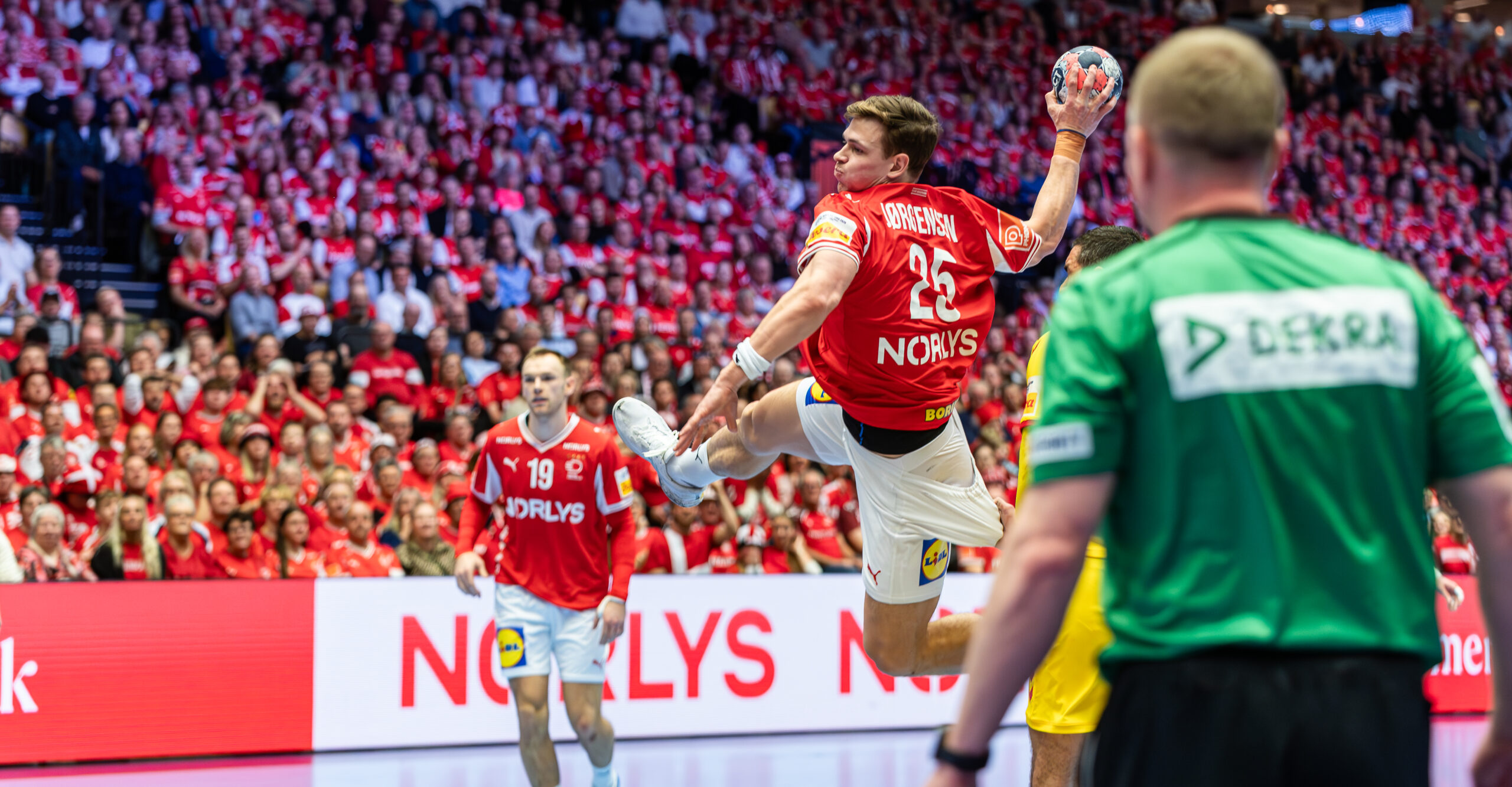 Lukas Jørgensen ude af EM efter alvorlig knæskade