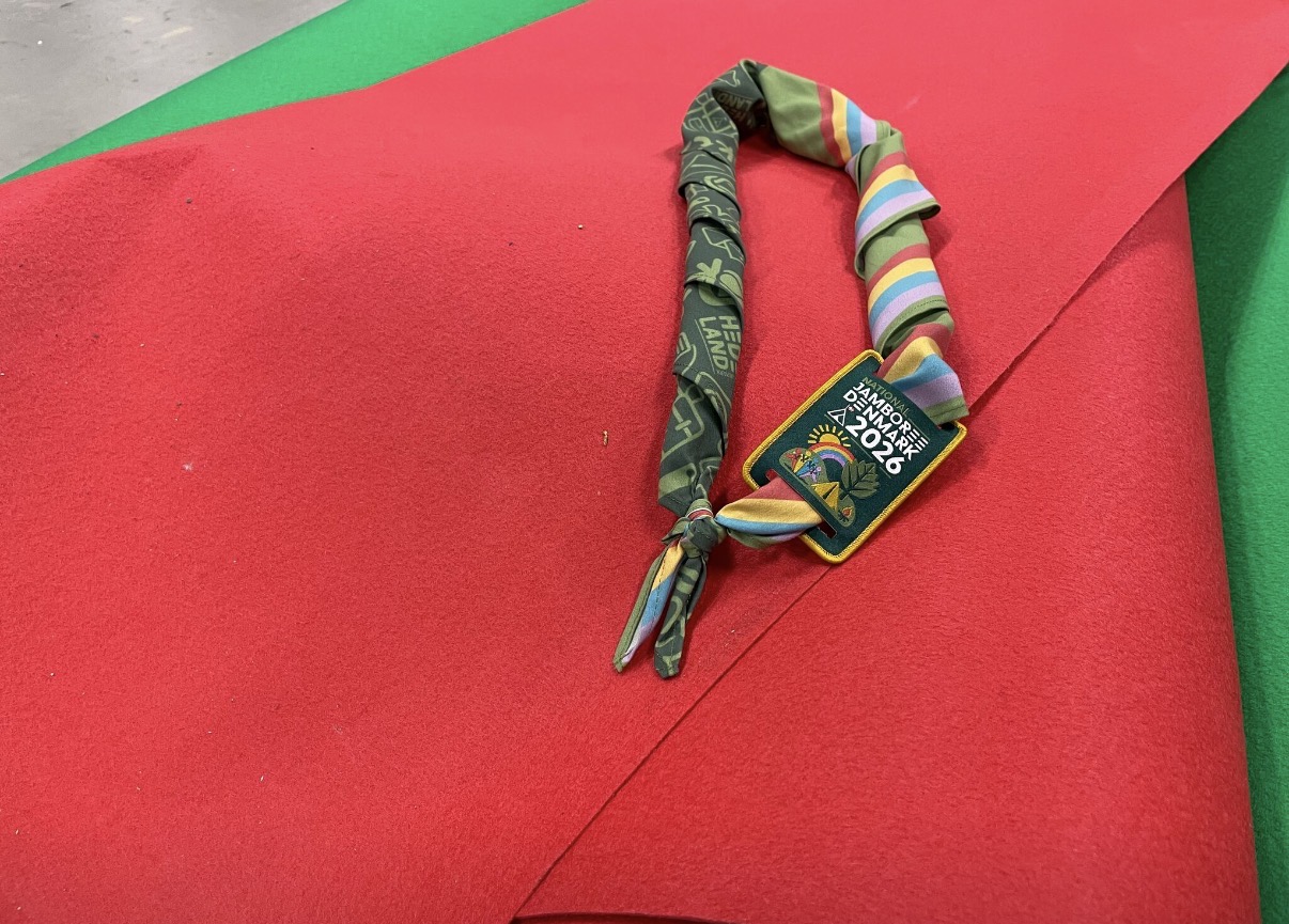 Messe C donerer messetæpper til Spejdernes Lejr 2026