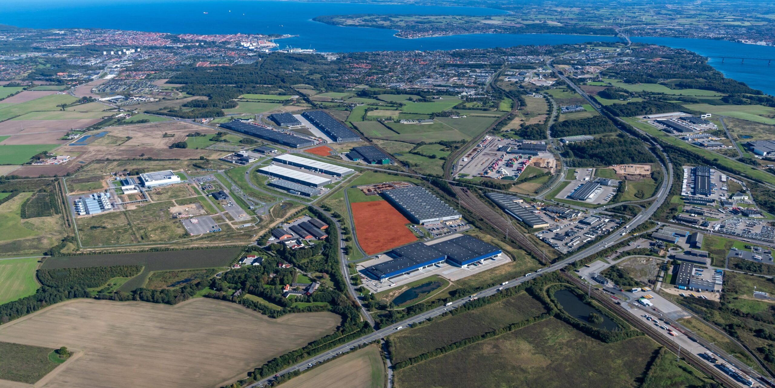 Taulov Dry Port får grønt lys til næste udviklingsskridt efter fuld udlejning Taulov Dry Port får grønt lys til næste udviklingsskridt efter fuld udlejning