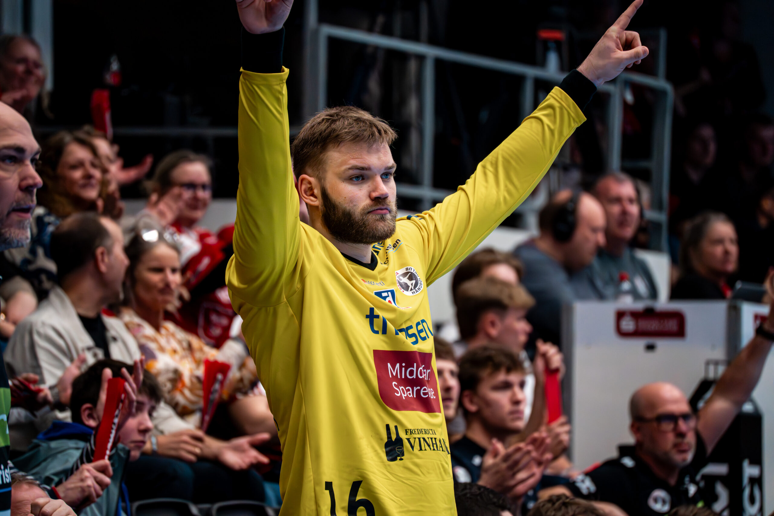 Slutspils-Sander fyrede den af for FHK Slutspils-Sander fyrede den af for FHK