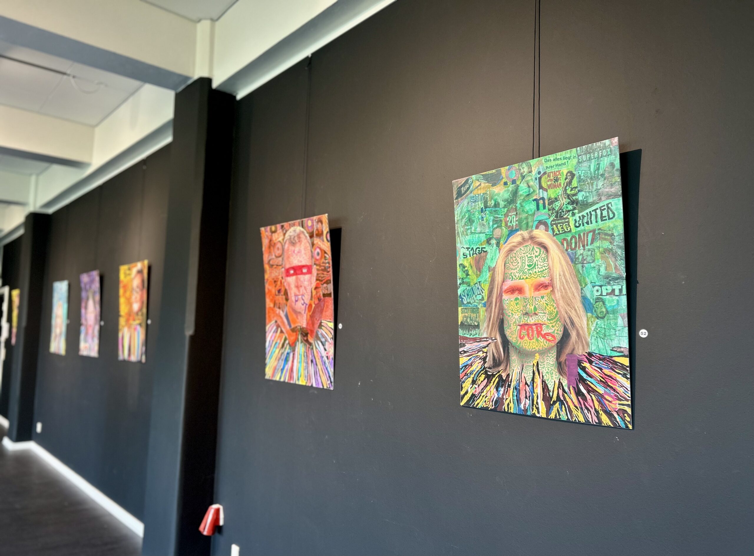 Farverig kritik af vores tid har taget plads i Fredericia Farverig kritik af vores tid har taget plads i Fredericia