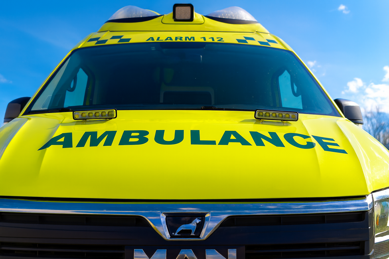 Mand afgået ved døden efter togpåkørsel