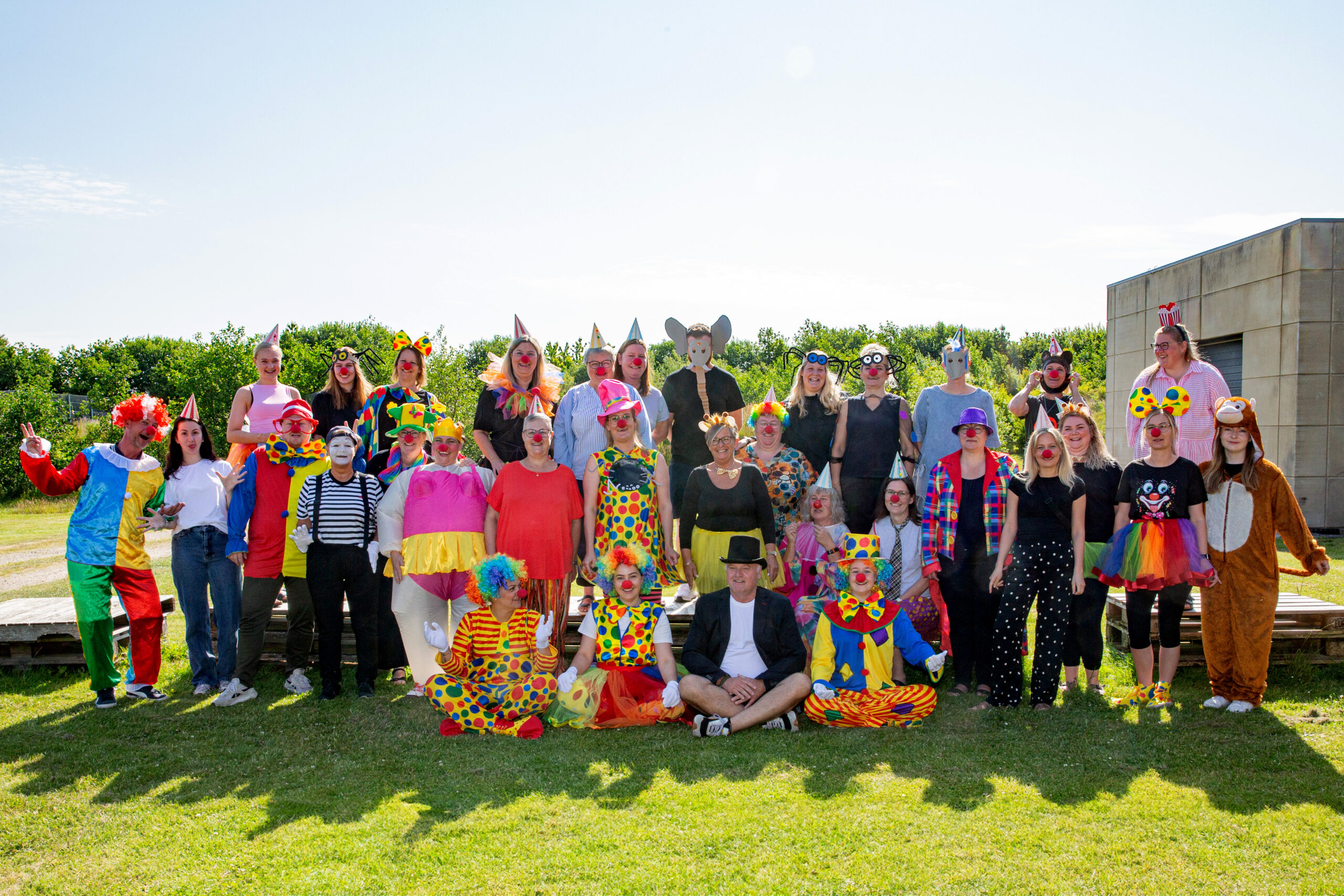 Farverig fusionsfest i Christiansfeld: Troldblomst og Regnbuen bliver til Børnehusene i Christiansfeld Farverig fusionsfest i Christiansfeld: Troldblomst og Regnbuen bliver til Børnehusene i Christiansfeld