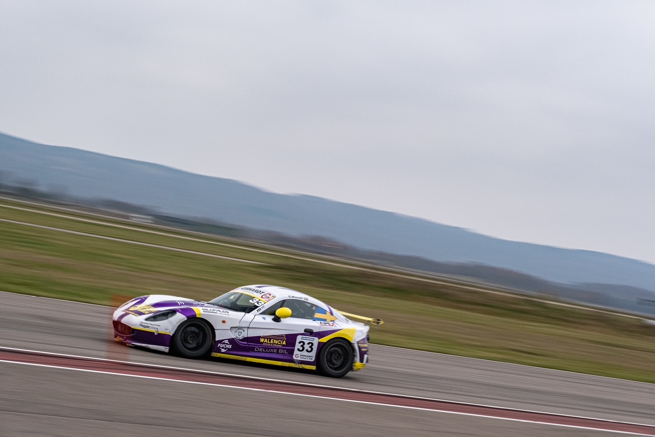 Vejles unge racertalent tager springet mod udlandet