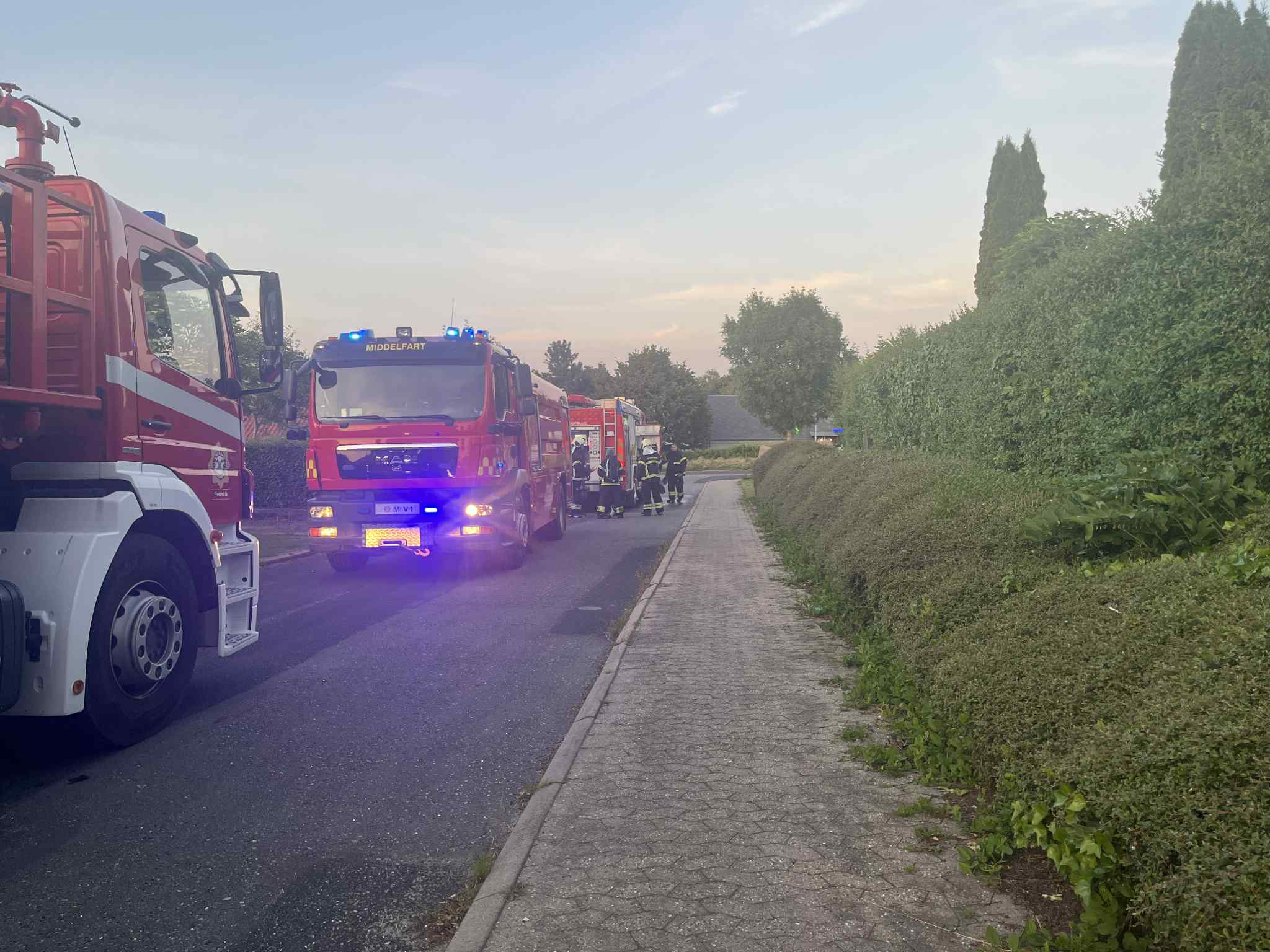 Skurbrand sendte sort røg ud over Lillebælt – sirener lød under Rock Under Broen Skurbrand sendte sort røg ud over Lillebælt – sirener lød under Rock Under Broen
