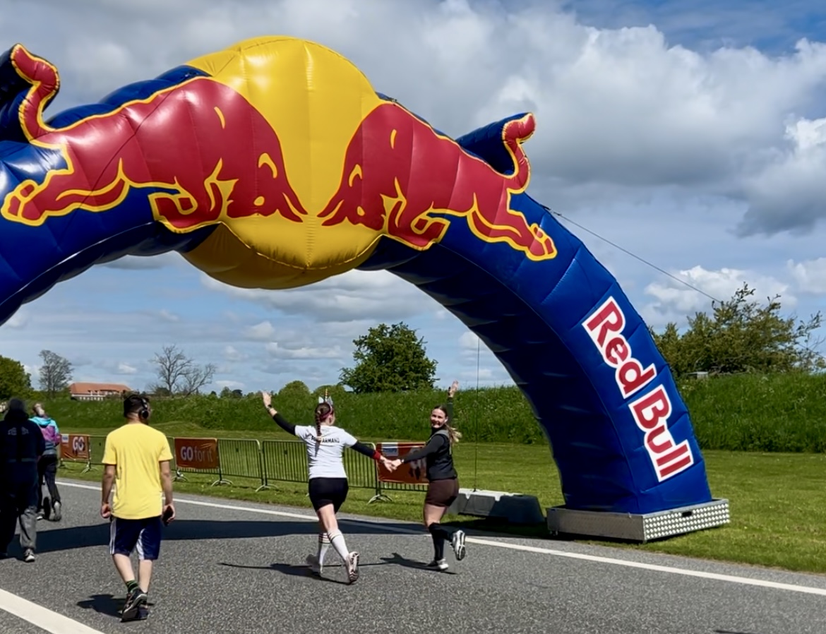 Gik du glip af festen? Se videoen fra Wings for Life