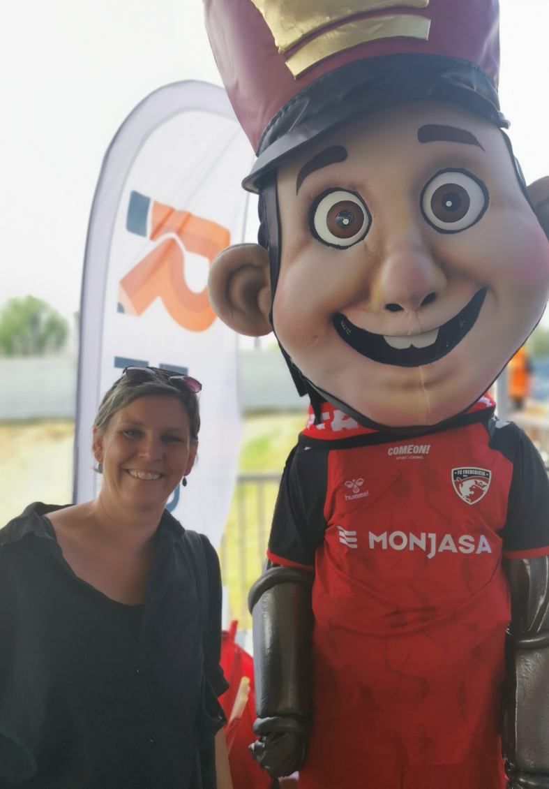 Bonnie skabte FC Fredericias nye maskot: »Det har været superspændende« Bonnie skabte FC Fredericias nye maskot: »Det har været superspændende«