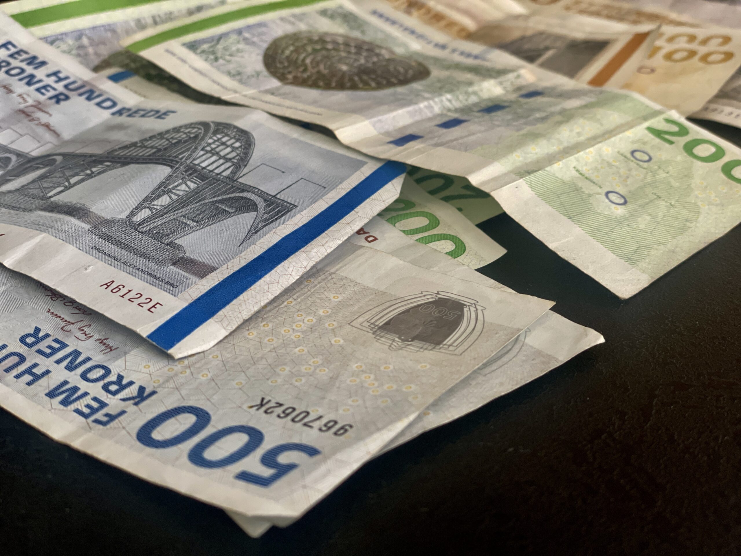 Drop pengesommerfuglene: Det kan koste konfirmanden dyrt