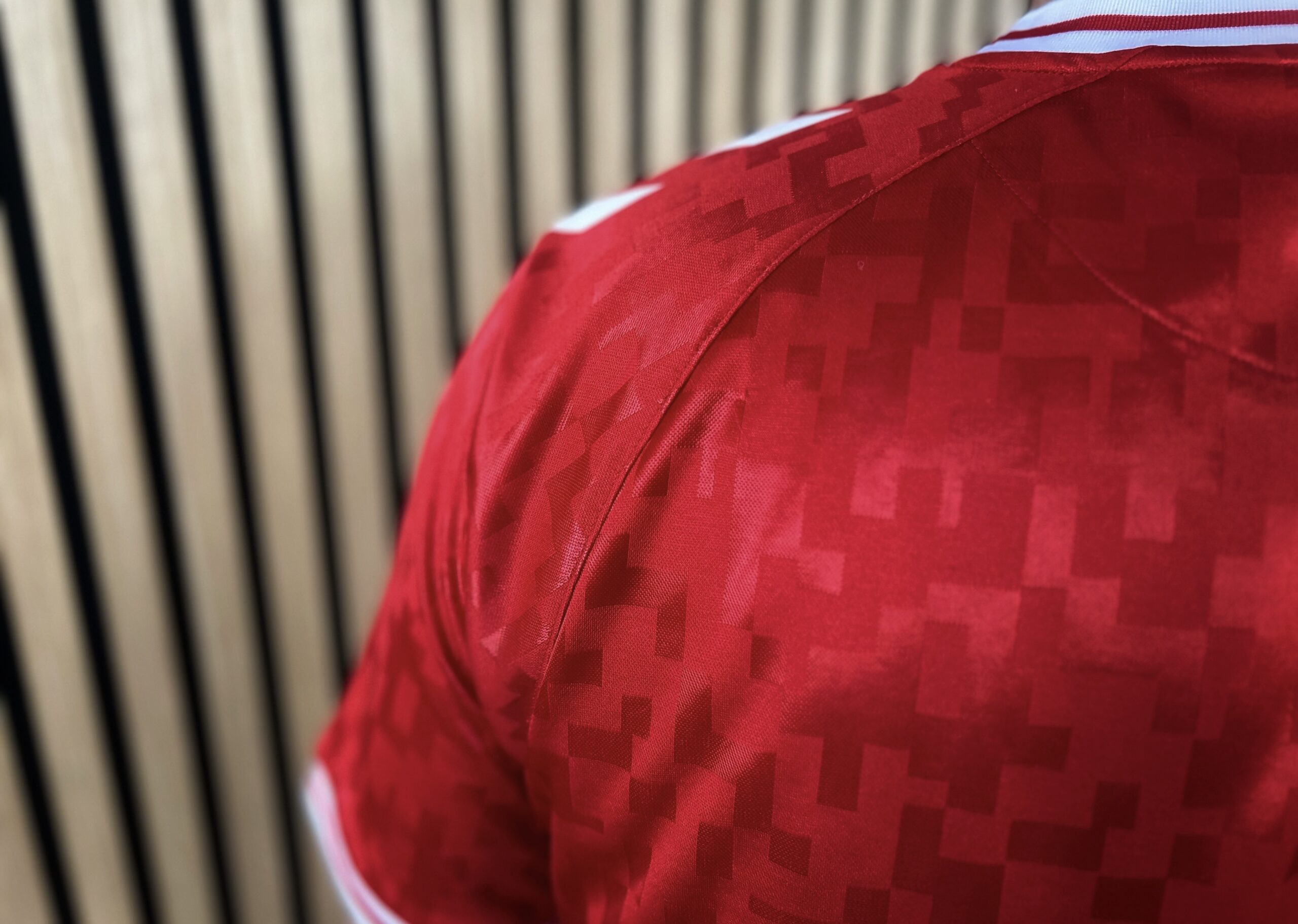 FodboldtrøjeFredag samler igen ind til kræftramte børn – vil slå ny rekord