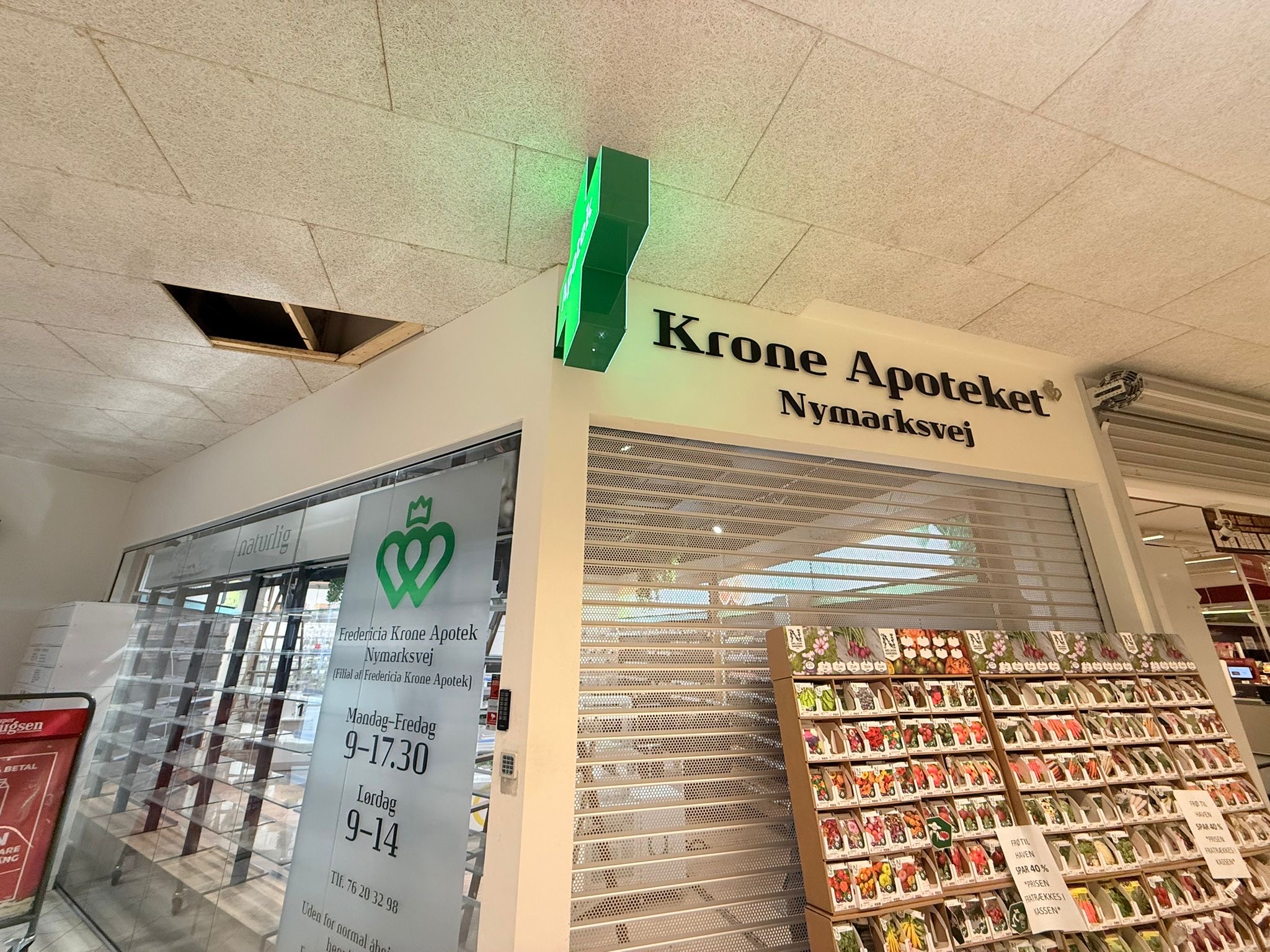 Nymarksvej Apotek genåbner i større rammer: Ekstra skranke og mere plads på vej Nymarksvej Apotek genåbner i større rammer: Ekstra skranke og mere plads på vej