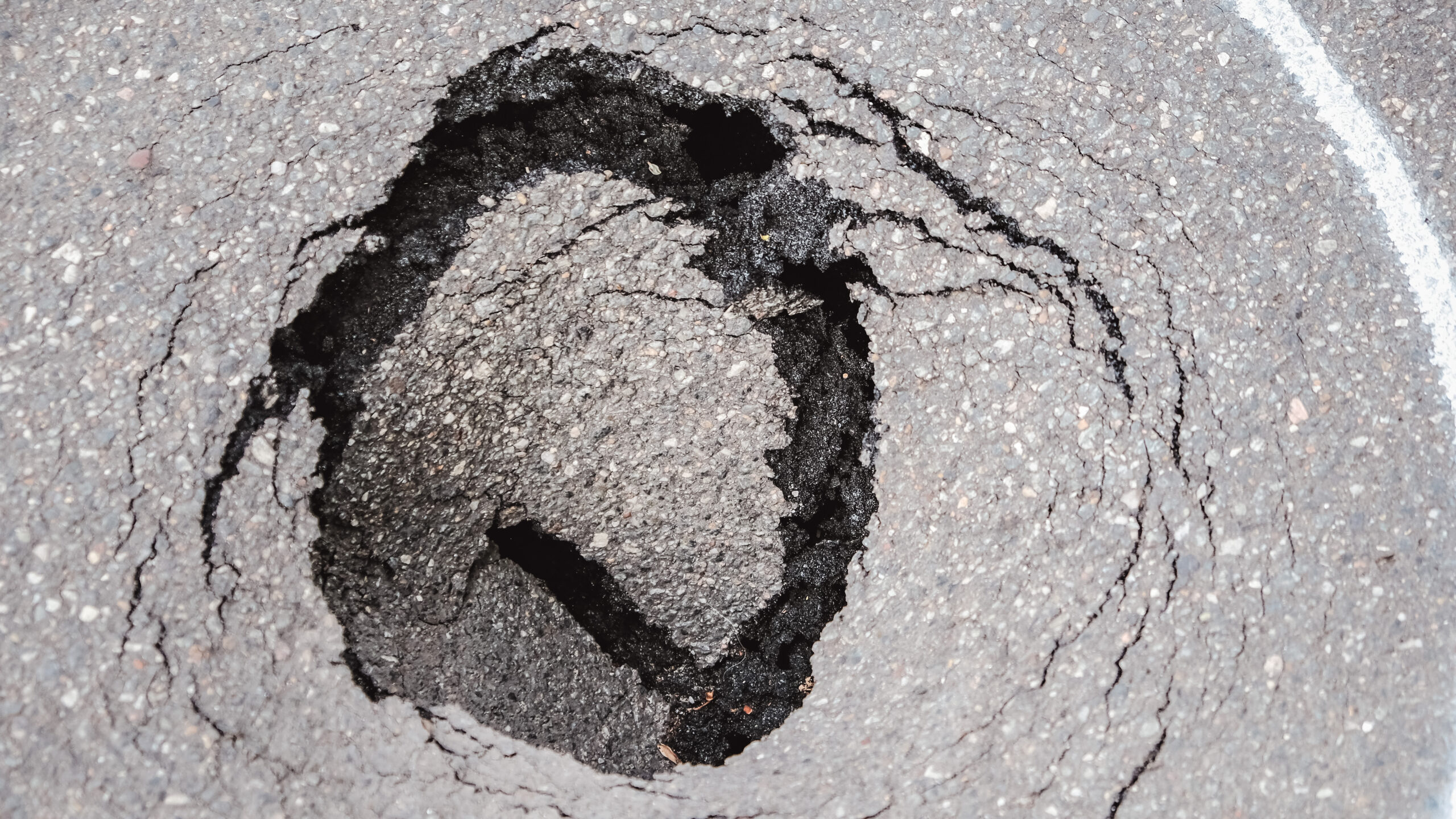 Milliardhul på danske veje: Kommunerne taber overblikket