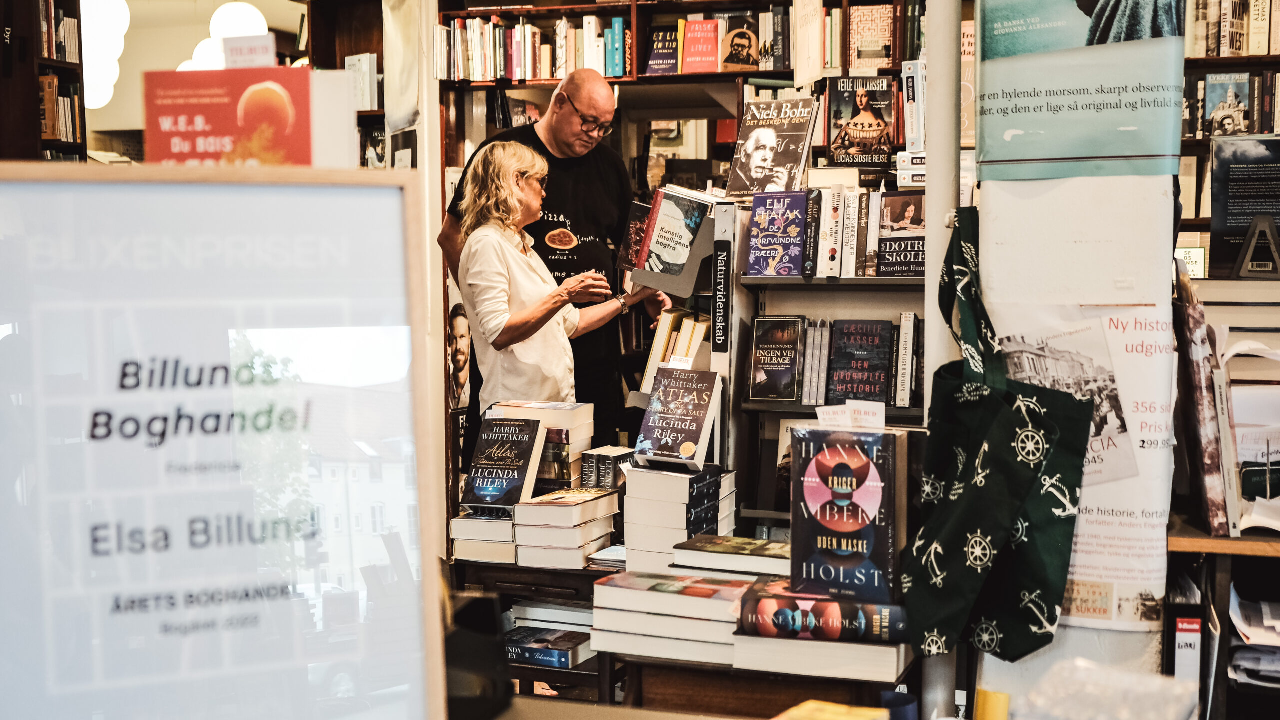 Billunds Boghandel glæder sig over regeringens udspil: »Det kan ikke gå hurtigt nok«