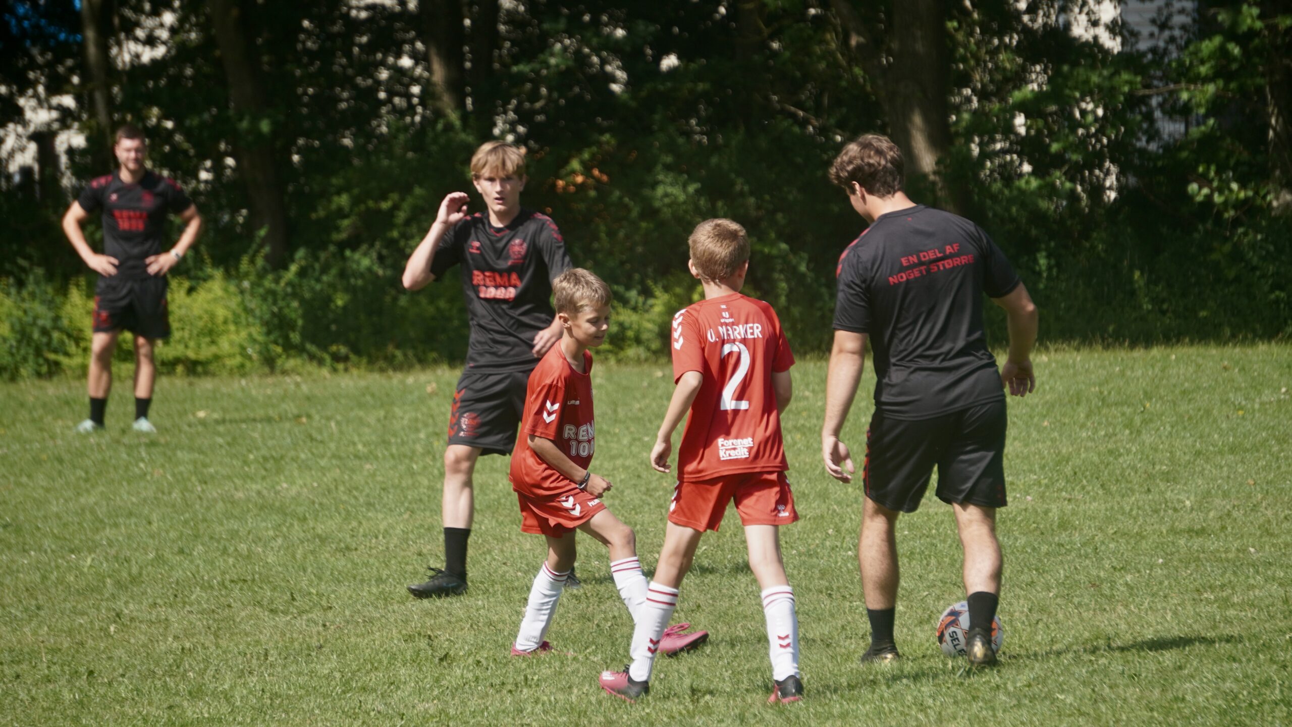 DIF-eksperter: Unge skal inddrages i beslutninger i idrætsforeninger