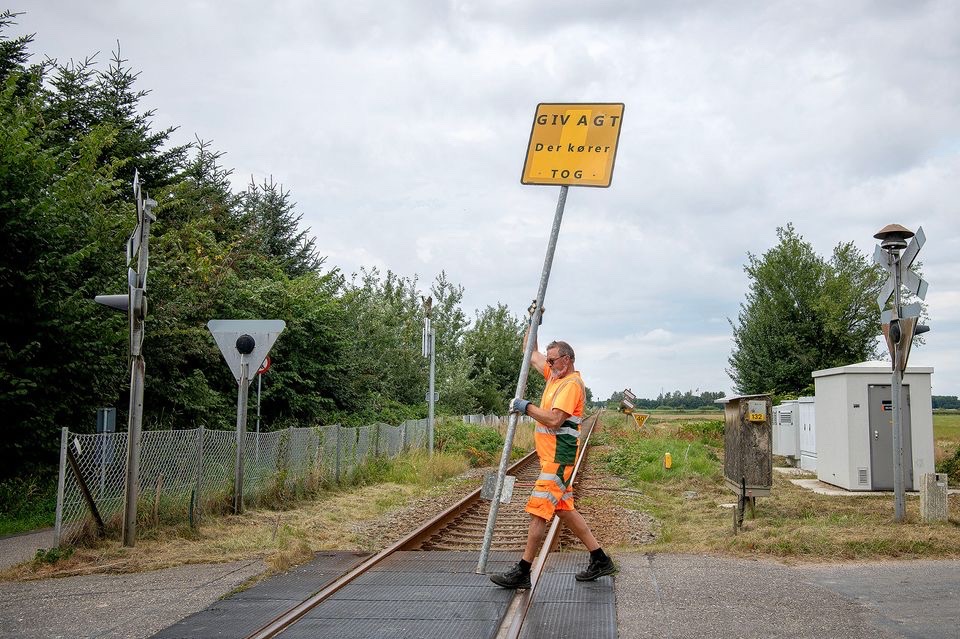 Efter tragisk togulykke: Tønder skruer op for sikkerheden ved overkørsler Efter tragisk togulykke: Tønder skruer op for sikkerheden ved overkørsler