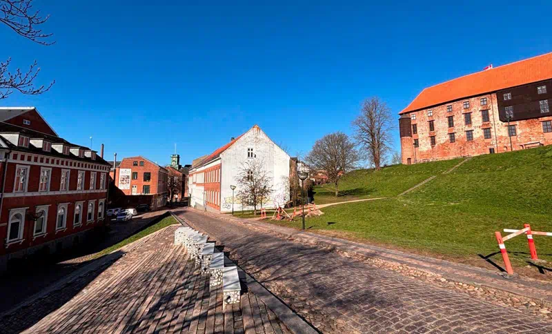 Stort ledningsarbejde lukker gader i Kolding bymidte fra mandag