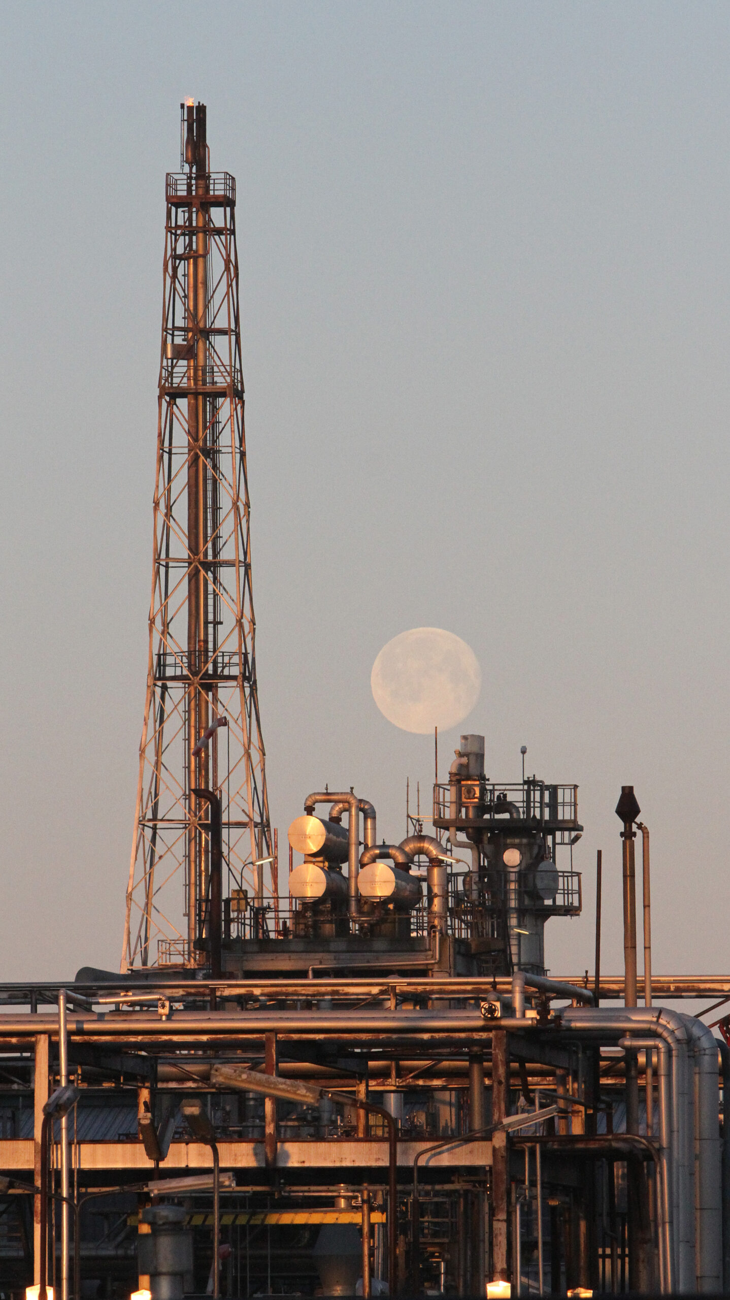 Større flamme ved raffinaderiet i Fredericia de kommende dage