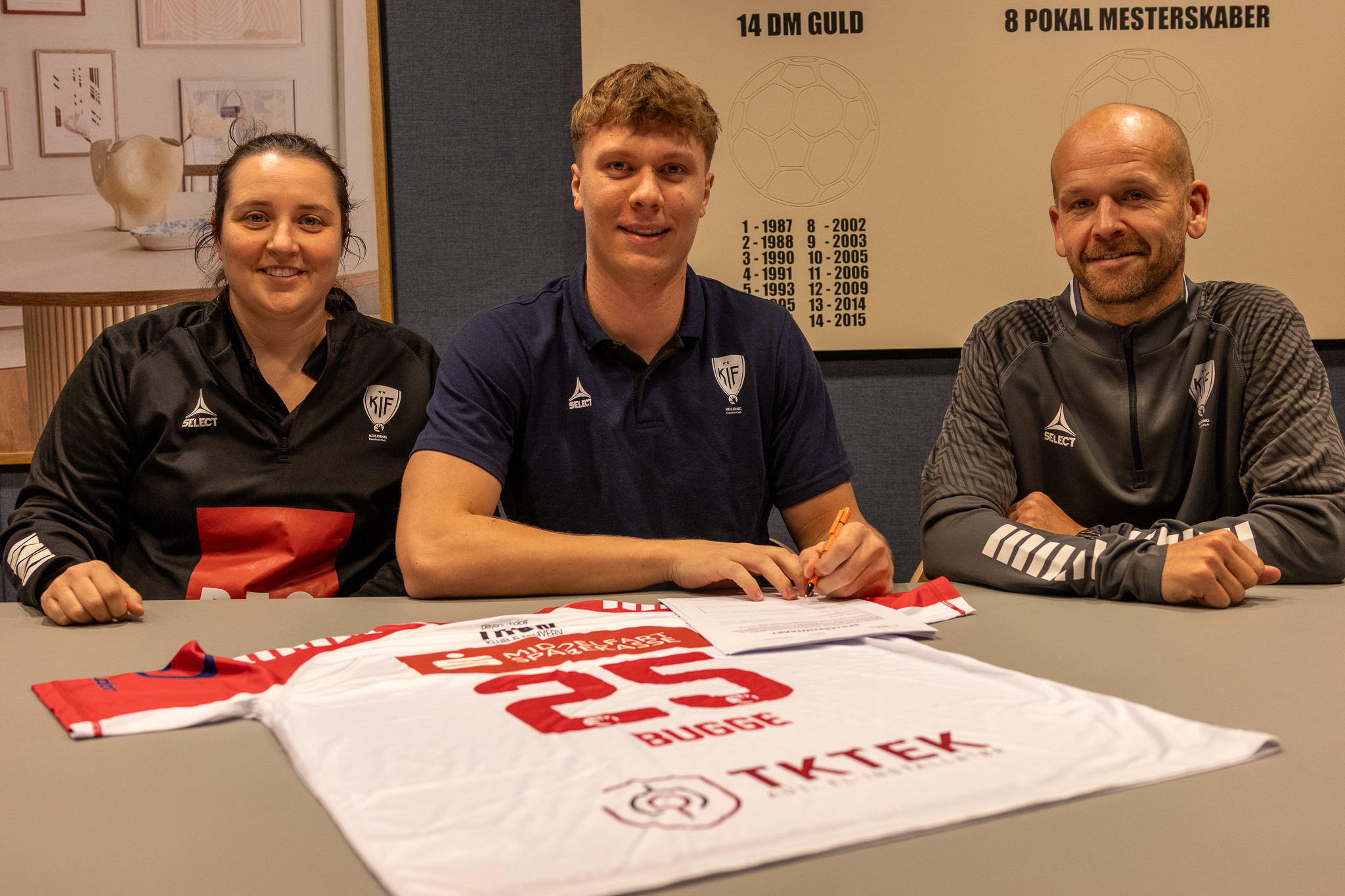 Fra KIF-dreng til KIF-profil – Markus Bugge fortsætter til 2029