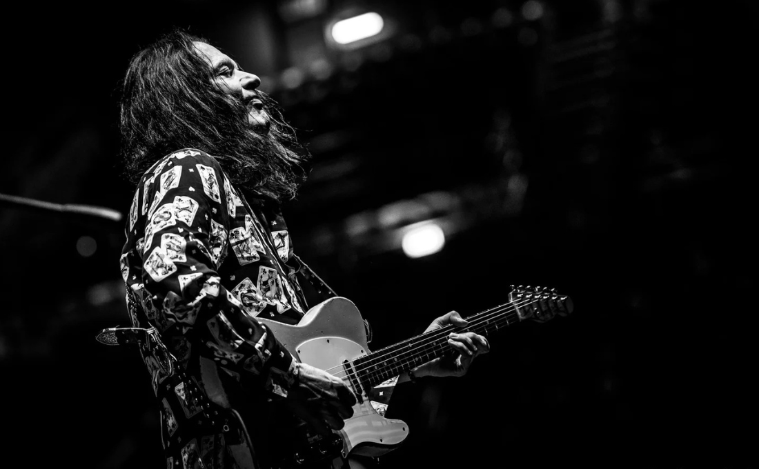 Guitarvirtuosen Robben Ford gæster Vejle Musikteater med nyt album