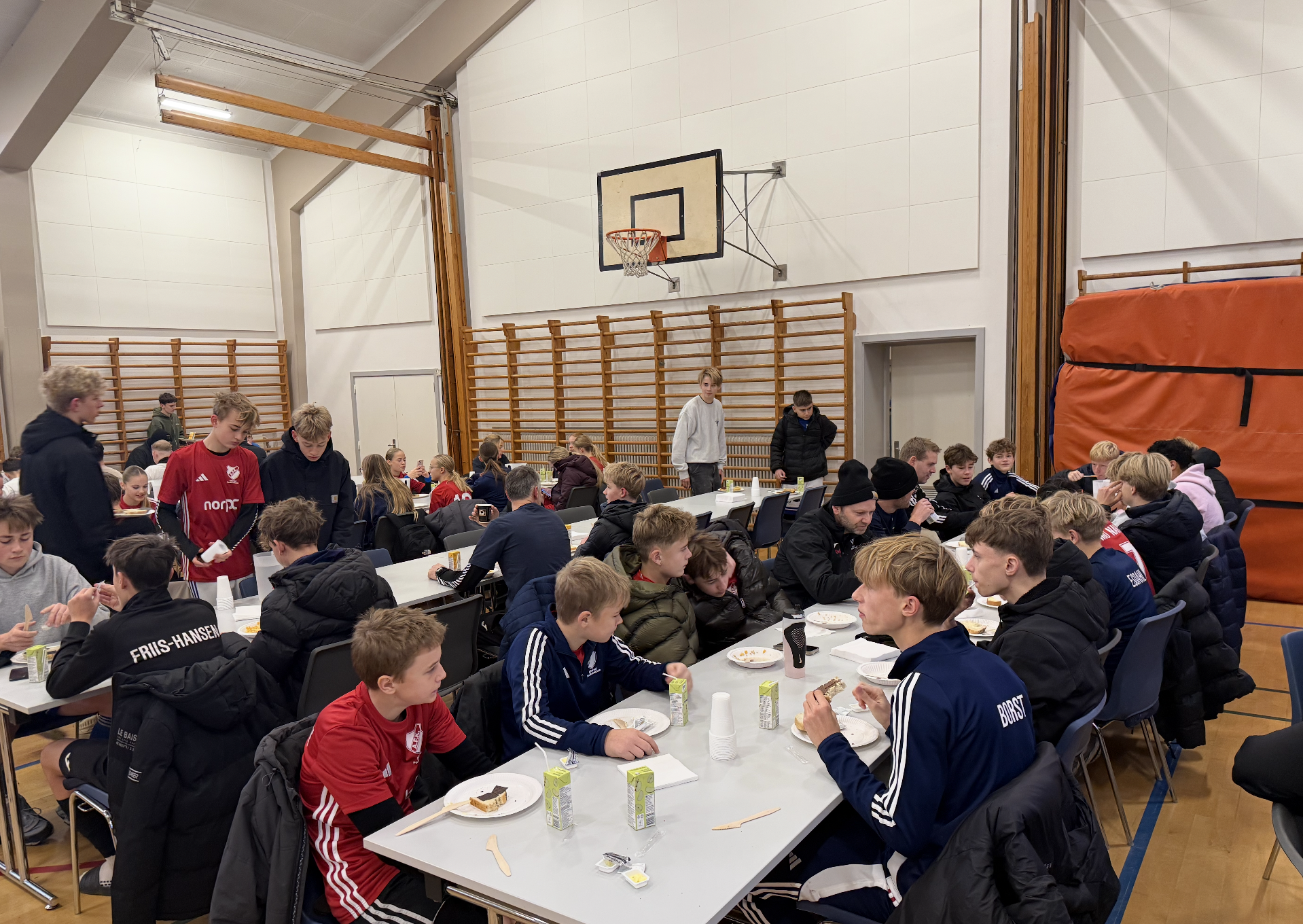 »Vi blev selv overrasket« NIK samlede 600 unge spillere til OB’s store Øens Hold-stævne